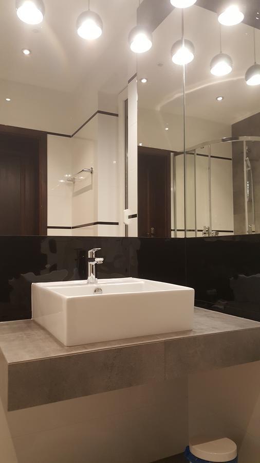 Hotel Fox Wolbórz Extérieur photo